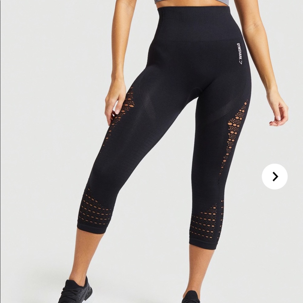 Gymshark | Black Cropped Energy Seamless Leggings